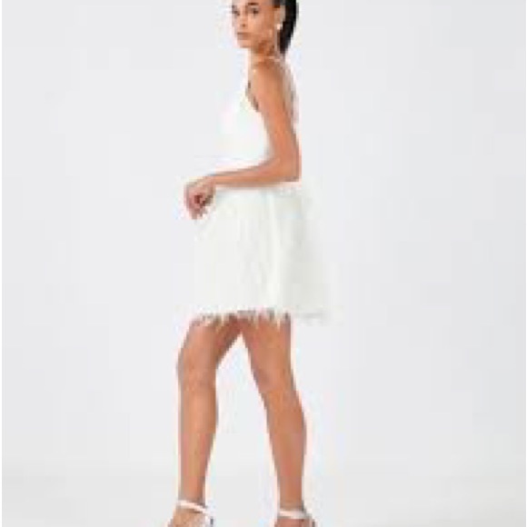 BCBGMAXAZRIA FEATHER SKIRT MINI DRESS IN WHITE - Picture 2 of 6